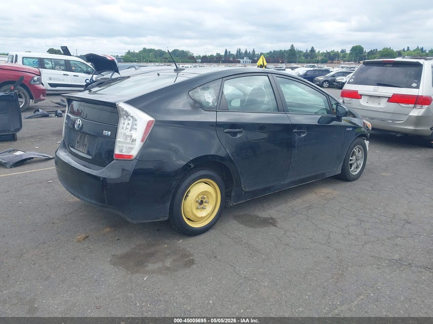2010 Toyota Prius VIN JTDKN3DU6A0063095 IAAI salvage auction — BIO HAZARD, Salvage (Oregon), sold $1,575 on 2026-07-09 (photo 4)