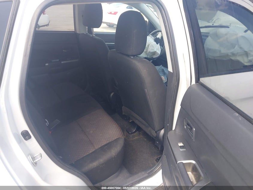2019 Mitsubishi Outlander VIN JA4AP3AU2KU021876 IAAI salvage auction — FRONT & REAR, Salvage (Indiana), sold $475 on 2026-07-09 (photo 8)