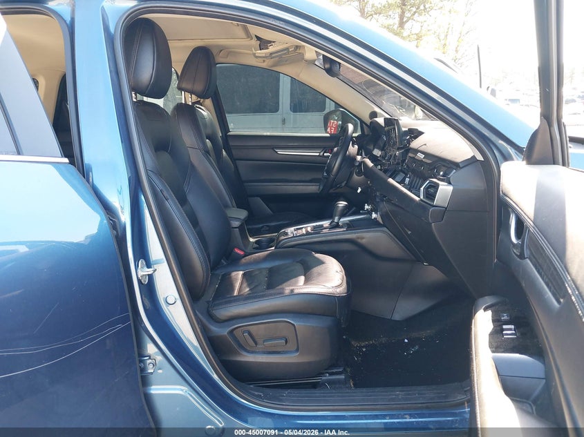 2023 Mazda Cx-5 VIN JM3KFBEM7P0254840 IAAI salvage auction — RIGHT SIDE, Salvage (Pennsylvania), sold $8,300 on 2026-07-14 (photo 5)
