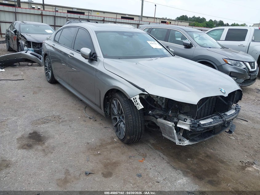2022 BMW 7er VIN WBA7T2C05NCJ47172 IAAI salvage auction — FRONT END, Original (Texas), sold $21,600 on 2026-07-15 (photo 1)