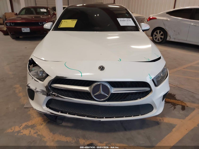 2019 Mercedes-benz A-klasse VIN WDD3G4EBXKW015539 IAAI salvage auction — FRONT & REAR, Wait Title, sold $4,350 on 2026-07-15 (photo 6)