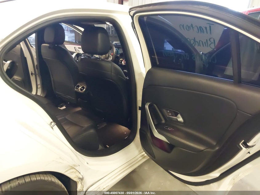 2019 Mercedes-benz A-klasse VIN WDD3G4EBXKW015539 IAAI salvage auction — FRONT & REAR, Wait Title, sold $4,350 on 2026-07-15 (photo 8)