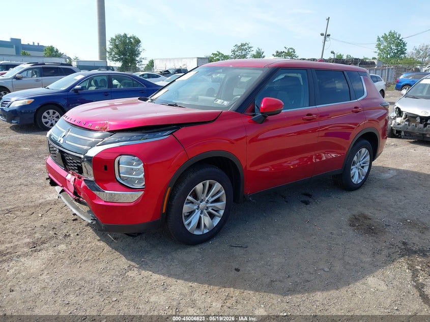 2025 Mitsubishi Outlander VIN JA4J4UA85SZ050633 IAAI salvage auction — FRONT END, Salvage (Pennsylvania), sold $8,450 on 2026-07-24 (photo 2)
