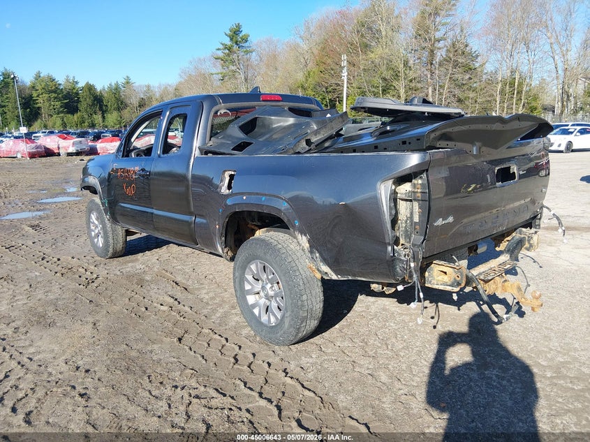 2017 Toyota Tacoma VIN 5TFSZ5AN4HX119971 IAAI salvage auction — REAR END, Salvage (Maine), sold $10,000 on 2026-07-06 (photo 3)