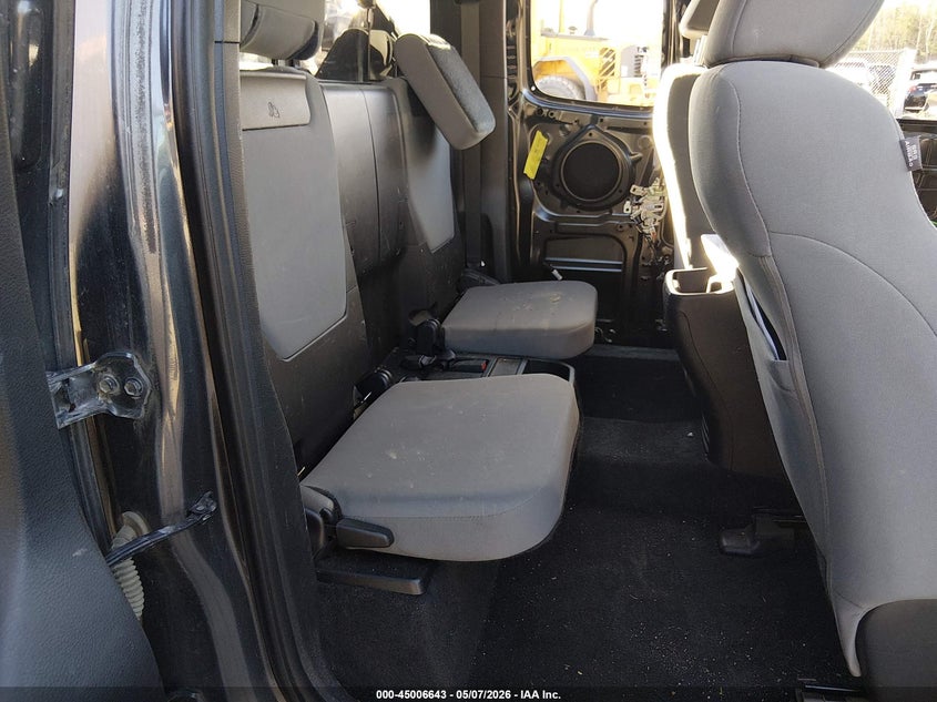 2017 Toyota Tacoma VIN 5TFSZ5AN4HX119971 IAAI salvage auction — REAR END, Salvage (Maine), sold $10,000 on 2026-07-06 (photo 8)