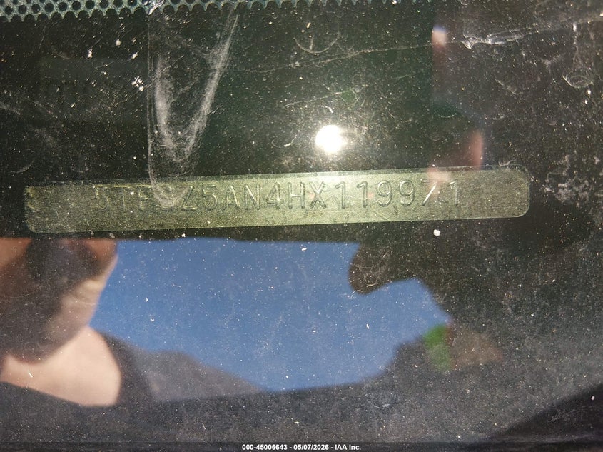 2017 Toyota Tacoma VIN 5TFSZ5AN4HX119971 IAAI salvage auction — REAR END, Salvage (Maine), sold $10,000 on 2026-07-06 (photo 9)