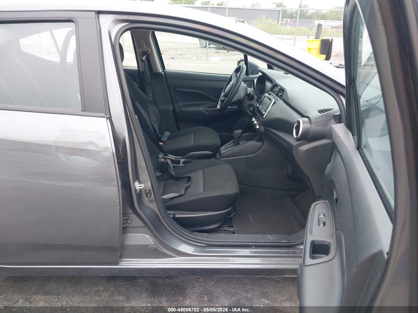2024 Nissan Versa VIN 3N1CN8DV9RL909716 IAAI salvage auction — SIDE, Salvage (Illinois), sold $2,350 on 2026-07-17 (photo 5)