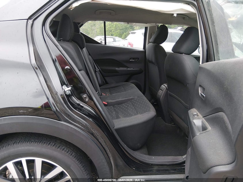 2021 Nissan Kicks VIN 3N1CP5CV5ML544857 IAAI salvage auction — RIGHT FRONT, Salvage (South Carolina), sold $3,050 on 2026-07-20 (photo 8)