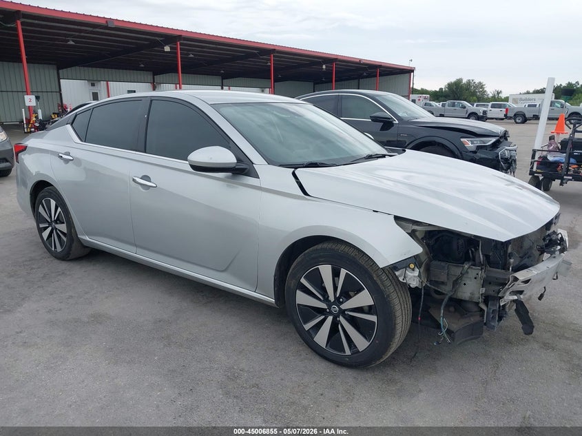 2022 Nissan Altima VIN 1N4BL4DV0NN315880 IAAI salvage auction — FRONT END, Salvage Title, sold $2,950 on 2026-07-19 (photo 1)