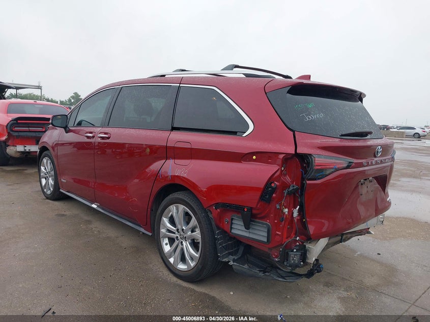 2021 Toyota Sienna VIN 5TDERKEC9MS033432 IAAI salvage auction — REAR END, Salvage Title, sold $16,000 on 2026-07-29 (photo 3)