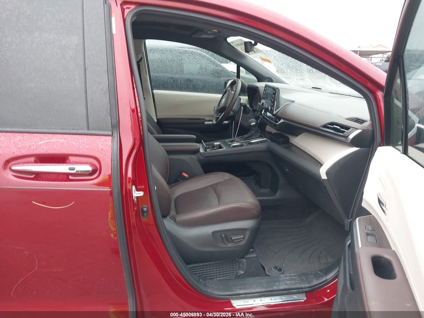 2021 Toyota Sienna VIN 5TDERKEC9MS033432 IAAI salvage auction — REAR END, Salvage Title, sold $16,000 on 2026-07-29 (photo 5)