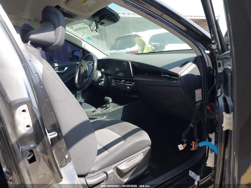 2024 Kia Niro VIN KNDCP3LE5R5156875 IAAI salvage auction — RIGHT SIDE, Salvage (California), sold $4,750 on 2026-07-15 (photo 5)