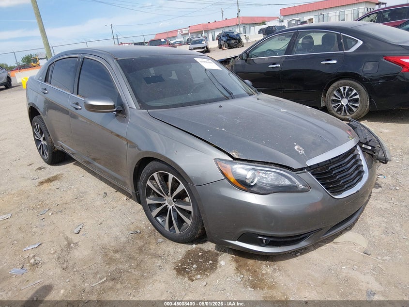 2013 Chrysler 200 VIN 1C3CCBBG6DN737453 IAAI salvage auction — LEFT FRONT, Clear (Tennessee), sold $25 on 2026-07-16 (photo 1)