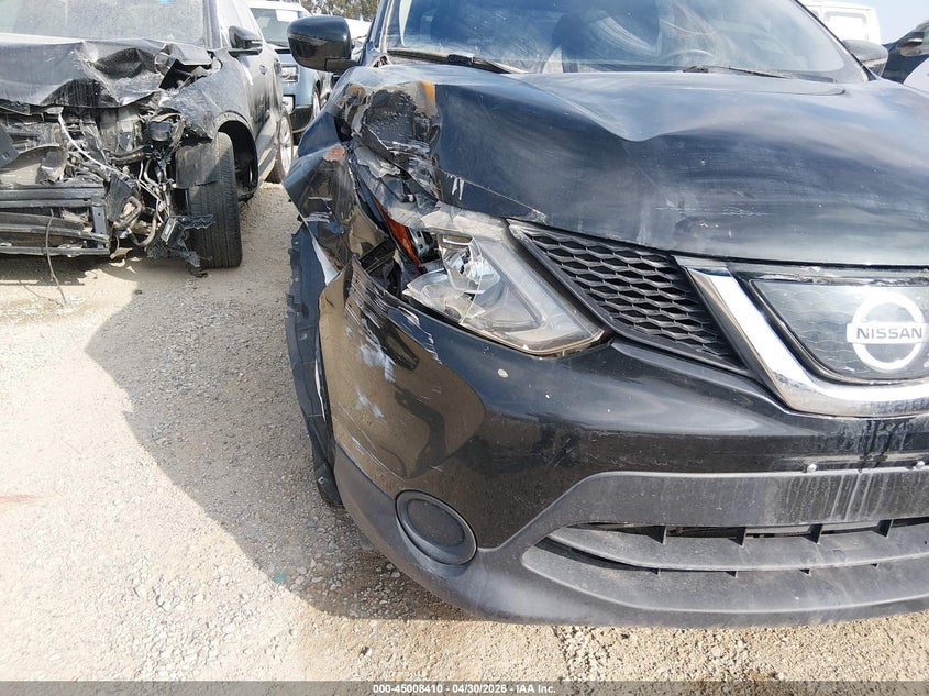 2018 Nissan Rogue VIN JN1BJ1CP9JW190967 IAAI salvage auction — RIGHT FRONT, Salvage (California), sold $1,550 on 2026-07-08 (photo 6)