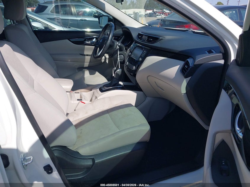 2018 Nissan Rogue VIN JN1BJ1CR5JW206373 IAAI salvage auction — FRONT END, Salvage (California), sold $2,900 on 2026-07-29 (photo 5)