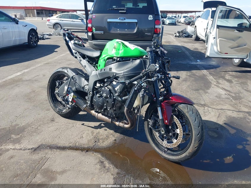2025 Kawasaki Zx VIN JKBZXJK1XSA007197 IAAI salvage auction — FRONT END, Salvage (Arizona), sold $2,450 on 2026-07-07 (photo 1)