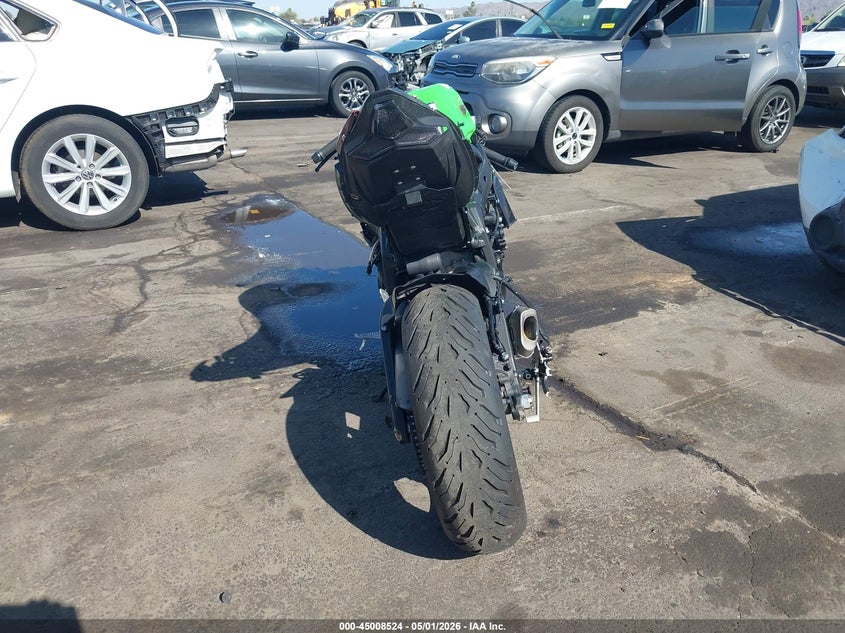 2025 Kawasaki Zx VIN JKBZXJK1XSA007197 IAAI salvage auction — FRONT END, Salvage (Arizona), sold $2,450 on 2026-07-07 (photo 6)