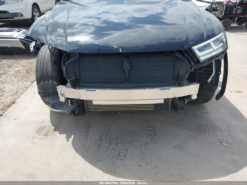 2018 Audi Q5 VIN WA1BNAFY6J2075363 IAAI salvage auction — RIGHT FRONT, Original (Texas), sold $7,400 on 2026-07-30 (photo 6)