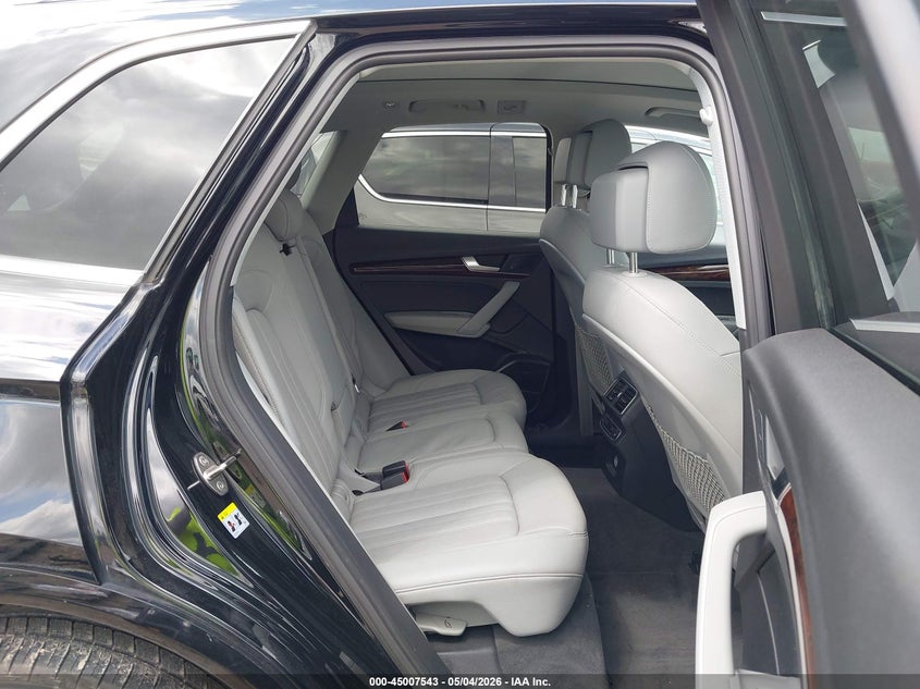 2018 Audi Q5 VIN WA1BNAFY6J2075363 IAAI salvage auction — RIGHT FRONT, Original (Texas), sold $7,400 on 2026-07-30 (photo 8)