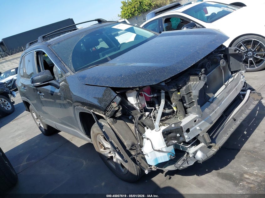 2024 Toyota Rav4 VIN 4T3MWRFV4RU154162 IAAI salvage auction — LEFT FRONT, Salvage Title, sold $10,750 on 2026-07-15 (photo 1)