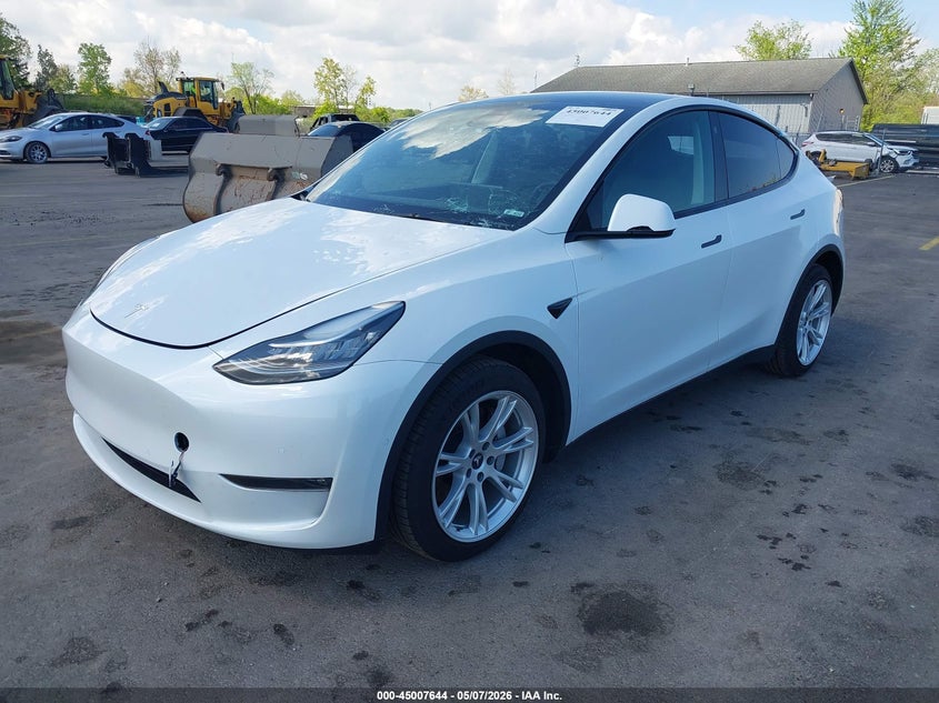 2022 Tesla Model y VIN 7SAYGDEE4NF307693 IAAI salvage auction — HAIL, Salvage (Ohio), sold $13,675 on 2026-07-28 (photo 2)