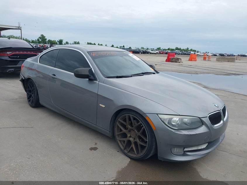 2012 BMW 3er VIN WBAKE3C57CE769523 IAAI salvage auction — RIGHT SIDE, Original (Texas), sold $1,400 on 2026-07-08 (photo 1)