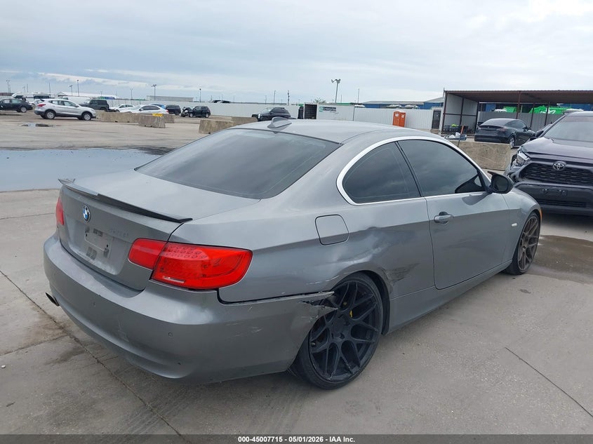 2012 BMW 3er VIN WBAKE3C57CE769523 IAAI salvage auction — RIGHT SIDE, Original (Texas), sold $1,400 on 2026-07-08 (photo 4)