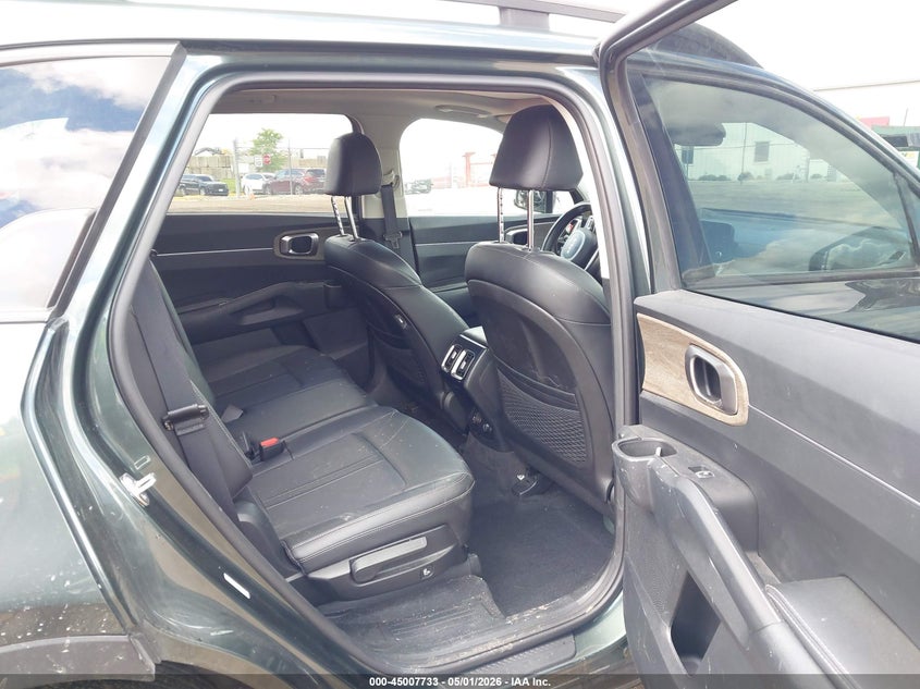 2023 Kia Sorento VIN 5XYRLDLC5PG235638 IAAI salvage auction — RIGHT FRONT, Salvage (Illinois), sold $6,675 on 2026-07-15 (photo 8)