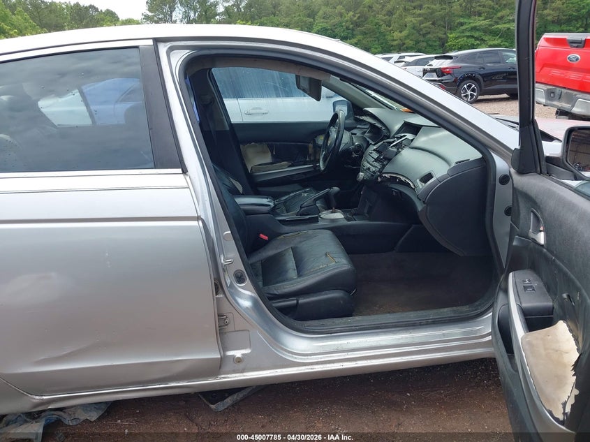 2008 Honda Accord VIN JHMCP26878C026539 IAAI salvage auction — REAR END, Salvage (Alabama), sold $300 on 2026-07-24 (photo 5)