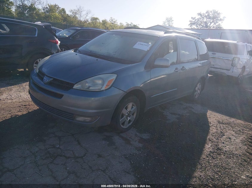 2004 Toyota Sienna VIN 5TDZA22C84S208489 IAAI salvage auction — NORMAL WEAR, Salvage (Texas), sold $975 on 2026-07-27 (photo 2)