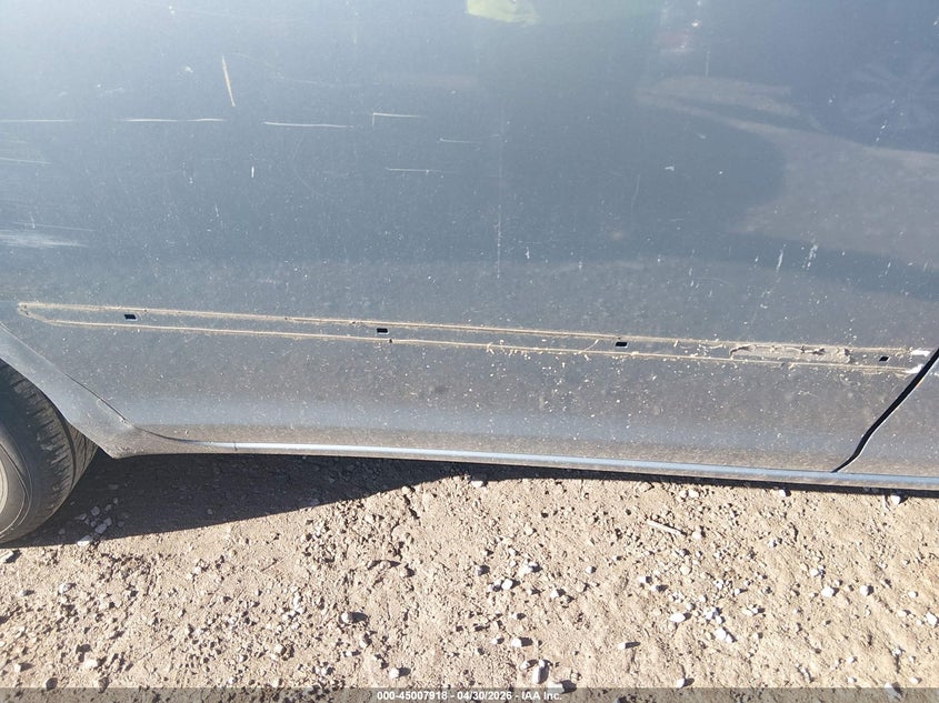 2004 Toyota Sienna VIN 5TDZA22C84S208489 IAAI salvage auction — NORMAL WEAR, Salvage (Texas), sold $975 on 2026-07-27 (photo 6)