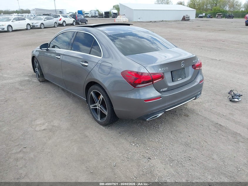 2019 Mercedes-benz A-klasse VIN WDD3G4FBXKW014180 IAAI salvage auction — RIGHT FRONT, Salvage (Iowa), sold $4,650 on 2026-07-29 (photo 3)