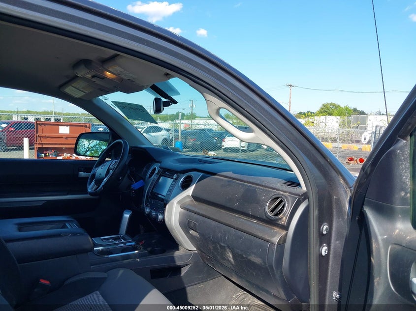 2016 Toyota Tundra VIN 5TFDY5F10GX568595 IAAI salvage auction — SIDE, Wait Title, sold $7,700 on 2026-07-10 (photo 5)