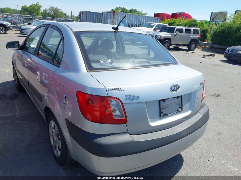 2009 Kia Rio VIN KNADE223996553372 IAAI salvage auction — NORMAL WEAR, Clear (Michigan), sold $300 on 2026-07-20 (photo 3)
