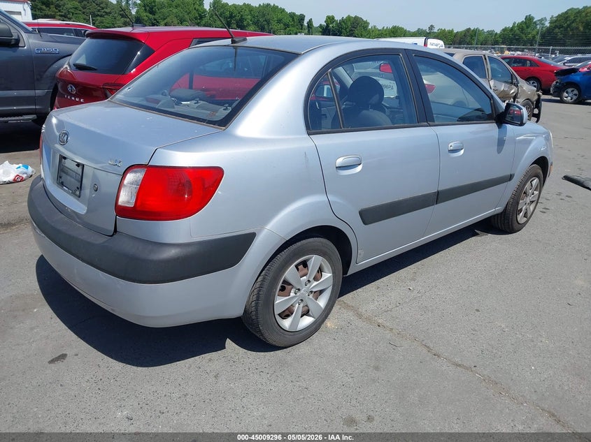 2009 Kia Rio VIN KNADE223996553372 IAAI salvage auction — NORMAL WEAR, Clear (Michigan), sold $300 on 2026-07-20 (photo 4)
