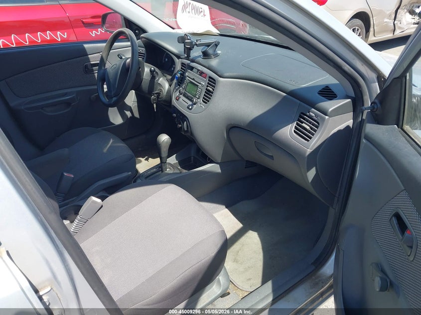 2009 Kia Rio VIN KNADE223996553372 IAAI salvage auction — NORMAL WEAR, Clear (Michigan), sold $300 on 2026-07-20 (photo 5)