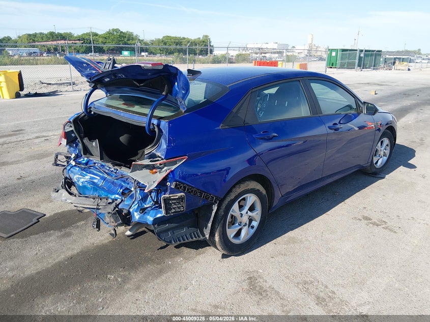 2022 Hyundai Elantra VIN KMHLL4AG8NU334862 IAAI salvage auction — REAR END, Salvage (Illinois), sold $2,650 on 2026-07-07 (photo 4)