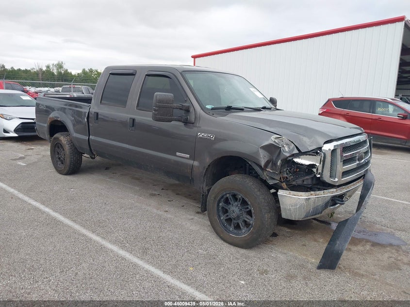 2005 Ford F-250 VIN 1FTSW21P35EC51572 IAAI salvage auction — FRONT END, Clear (Indiana), sold $1,100 on 2026-07-19 (photo 1)