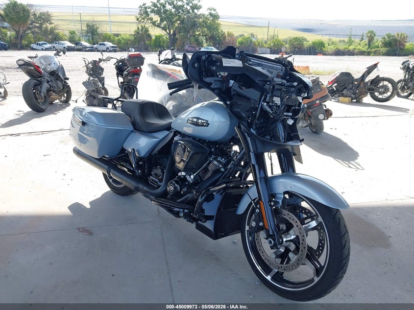 2024 Harley-davidson Street glide VIN 1HD1KB710RB632375 — IAAI salvage auction photo