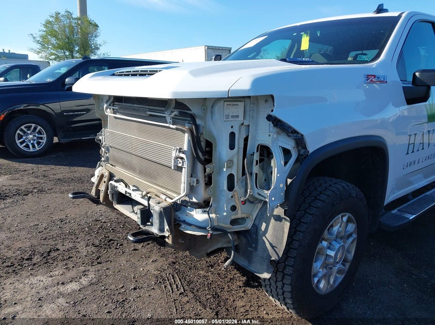 2023 Chevrolet Silverado VIN 1GC1YNEY1PF246183 IAAI salvage auction — FRONT END, Wait Title, sold $8,300 on 2026-07-31 (photo 6)