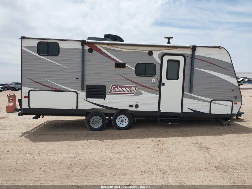 2018 Coleman 21' travel trailer VIN 4YDT21527JH935491 IAAI salvage auction — HAIL, Original (Texas), sold $2,850 on 2026-07-28 (photo 7)