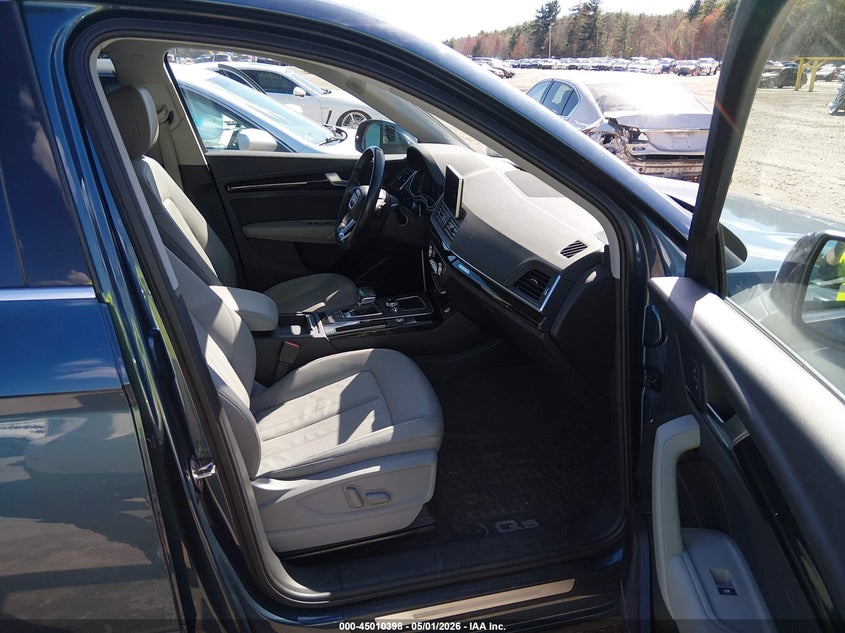 2018 Audi Q5 VIN WA1BNAFY4J2130957 IAAI salvage auction — FRONT END, Salvage (Massachusetts), sold $7,400 on 2026-07-24 (photo 5)