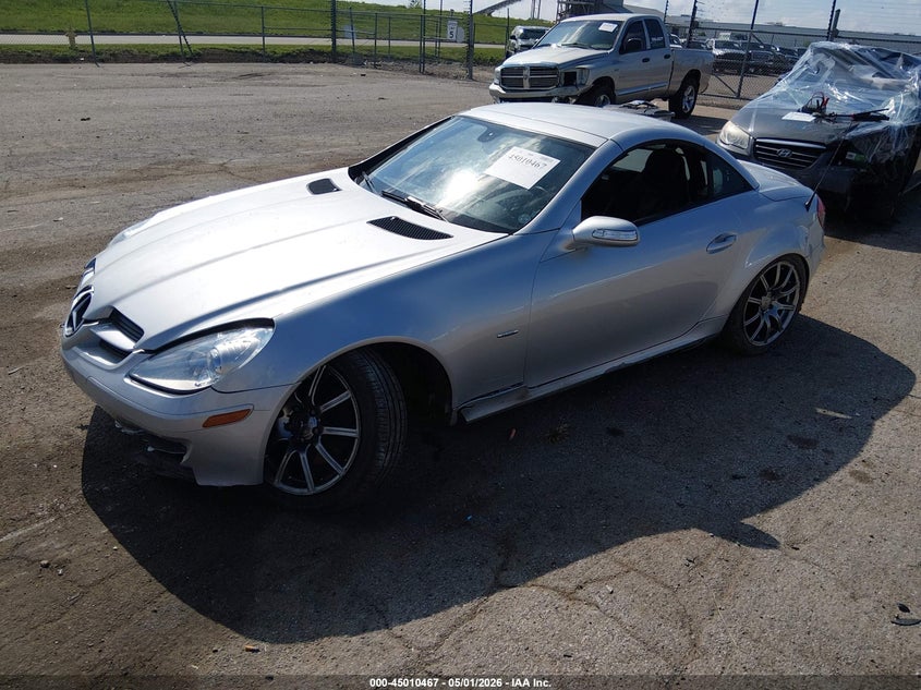 2008 Mercedes-benz Slk-class VIN WDBWK54F78F185171 IAAI salvage auction — LEFT & RIGHT, Salvage (Illinois), sold $475 on 2026-08-19 (photo 2)