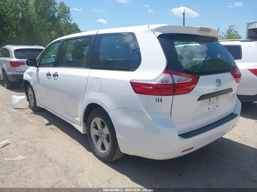 2018 Toyota Sienna VIN 5TDZZ3DC7JS960725 IAAI salvage auction — FRONT END, Salvage (Kansas), sold $5,300 on 2026-07-22 (photo 3)