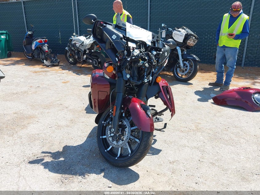 2024 Indian motorcycle co. Roadmaster VIN 56KTK9BB0R3429963 IAAI salvage auction — FRONT END, Salvage (Indiana), sold $7,600 on 2026-07-16 (photo 5)