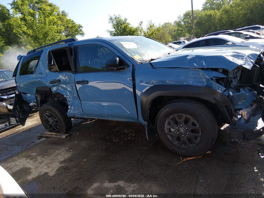 2025 Toyota 4runner VIN JTEVA5BRXS5056296 IAAI salvage auction — SIDE, Salvage (Missouri), sold $18,050 on 2026-07-08 (photo 6)