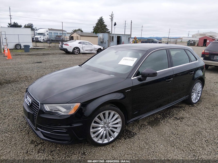 2016 Audi A3 VIN WAUTPBFF6GA109905 IAAI salvage auction — RIGHT SIDE, Salvage (Oregon), sold $2,450 on 2026-07-13 (photo 2)