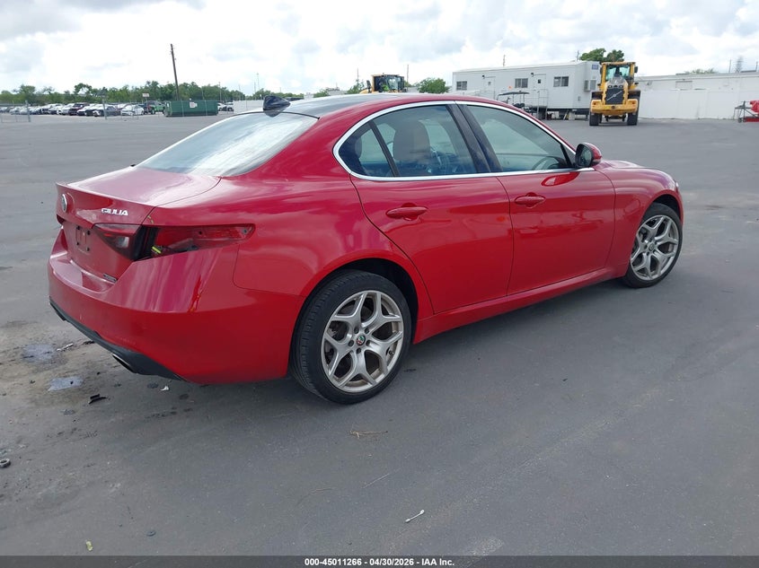 2021 Alfa romeo Giulia VIN ZARFANBN4M7645668 IAAI salvage auction — REAR END, Certificate Of Destruction (Florida), sold $5,300 on 2026-07-10 (photo 4)