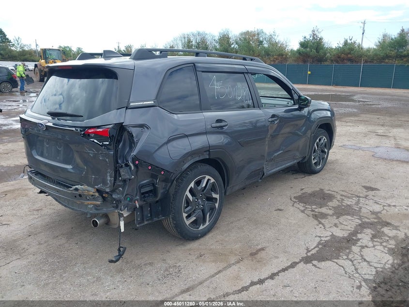 2025 Subaru Forester VIN JF2SLDRC0SH442187 IAAI salvage auction — REAR END, Wait Title, sold $8,100 on 2026-07-14 (photo 4)
