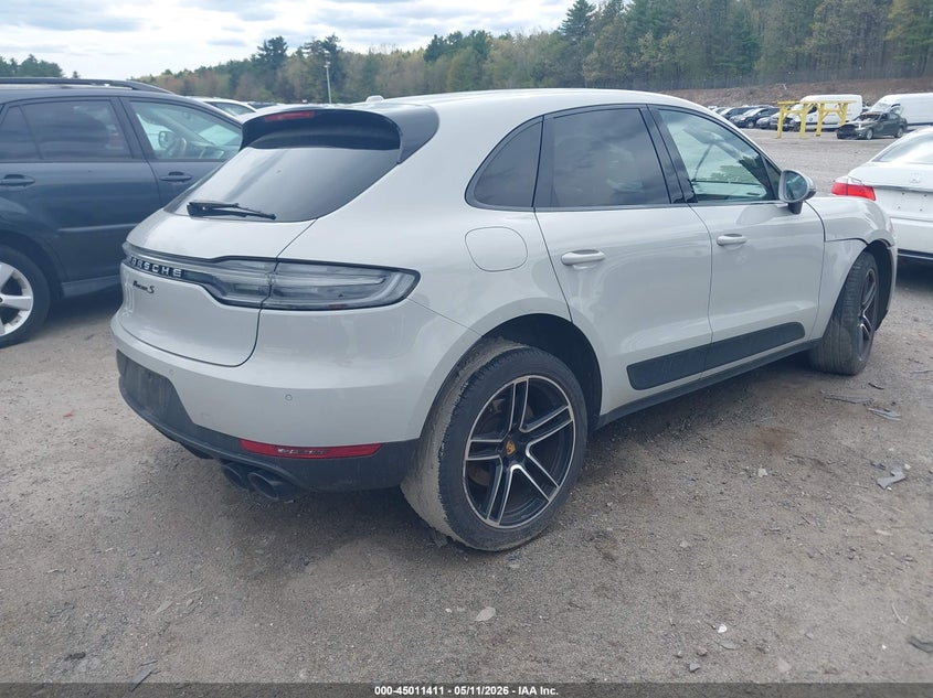 2019 Porsche Macan VIN WP1AB2A51KLB33211 IAAI salvage auction — LEFT FRONT, Salvage (Massachusetts), sold $7,900 on 2026-07-09 (photo 4)
